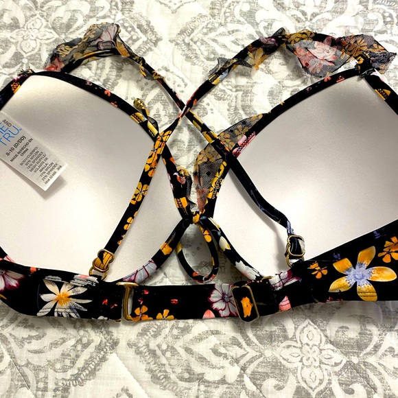 Time and Tru Swim Top - Picture 5 of 7